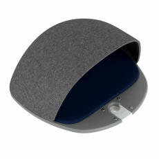 Piattaforma di plastica grigia per esterni con cuscino blu e accessorio tana per il sistema di gioco dell'albero del gatto Omlet Freestyle 
