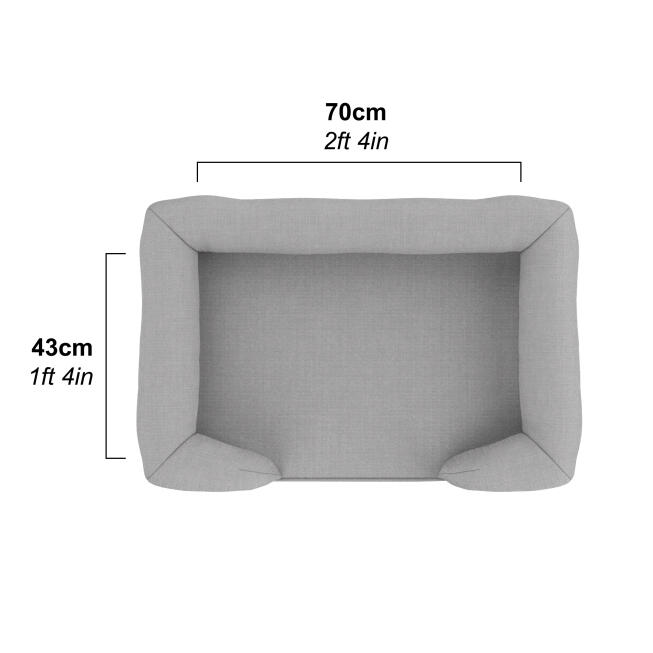 Dimensioni interne del letto a baldacchino medio