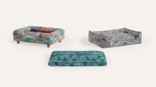 Le cucce per cani di design della collezione Dog Walk di Omlet Le cucce per cani di design della collezione Dog Walk di Omlet