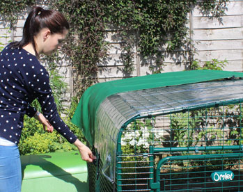 Combine several Covers to keep your rabbits sheltered from wind and rain.