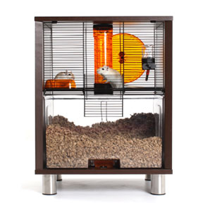 Walnut Qute with the Lift 'n' Twist Tube™ in up position.