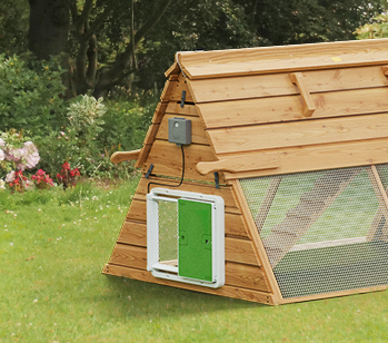 Autodoor è compatibile con tutti i tipi di pollai in legno